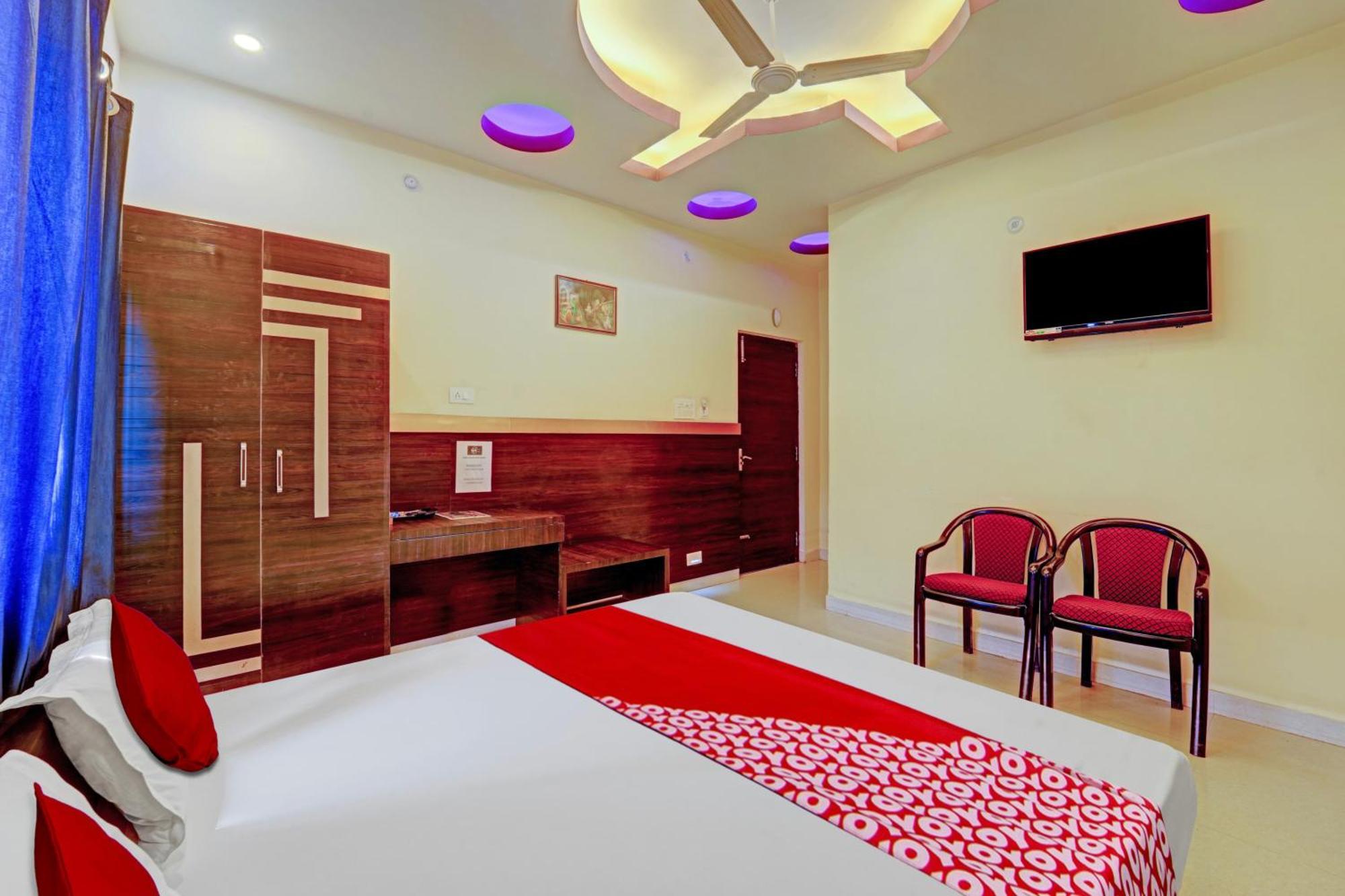 Oyo Flagship Hotel Centre Point Chhapra Kültér fotó