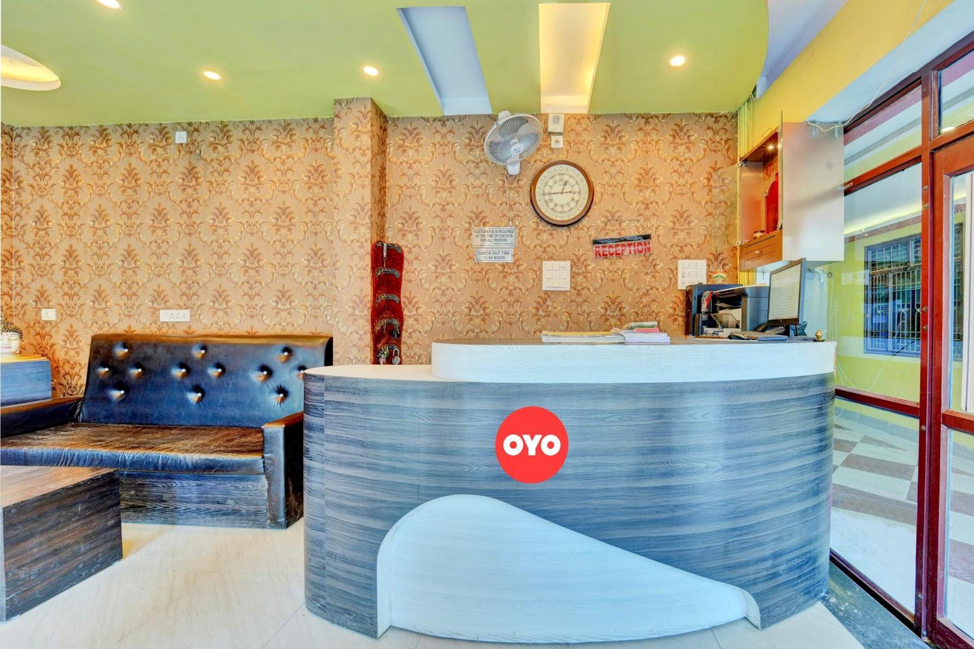 Oyo Flagship Hotel Centre Point Chhapra Kültér fotó